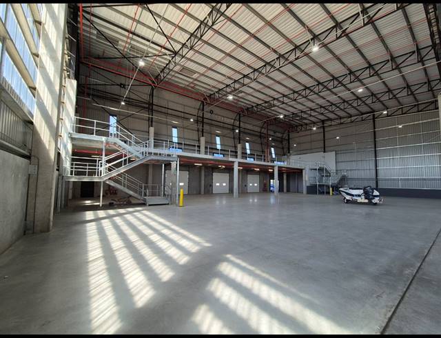 2,322M² WAREHOUSE TO LET IN ATLANTIC HILLS